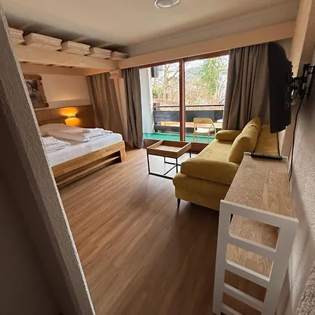 山林小屋 Kronenlodge